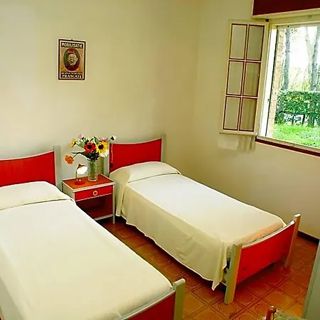 Pretty Duplex For 6 Guests In A Oasis In Lignano Riviera Villa Lignano Sabbiadoro